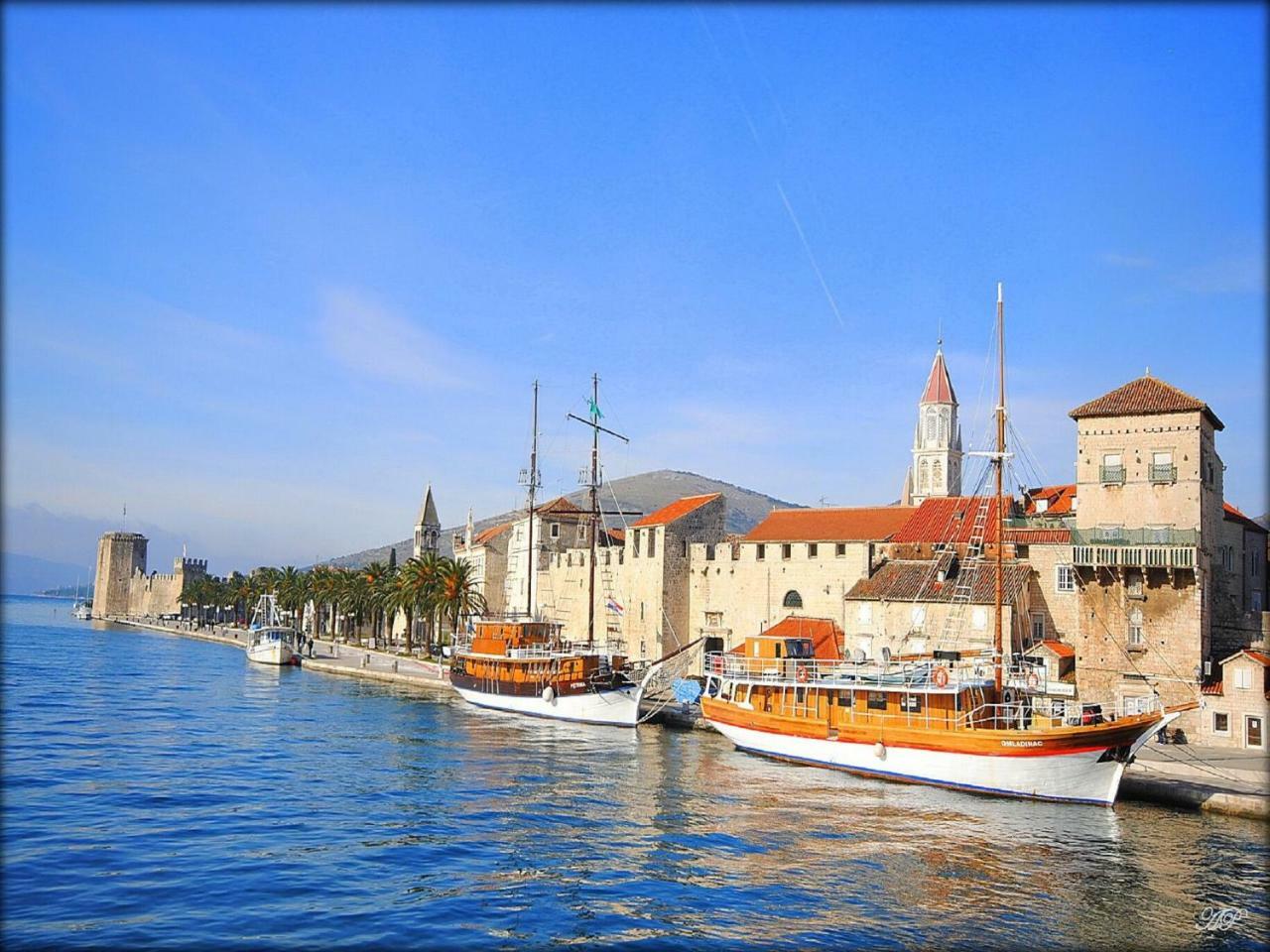Apartment Adriatic - Saldun Trogir Eksteriør bilde